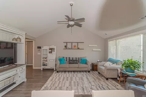 2187 Freestone Pl, Huntertown, IN 46748 photo 6