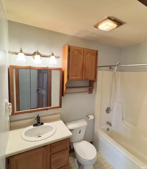 7034 S 550 E, Peru, IN 46970 photo 16