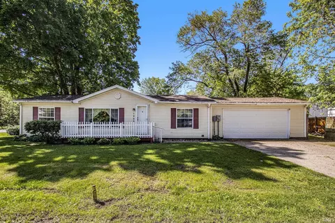 1909 Grover St, Elkhart, IN 46514