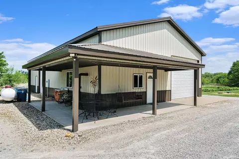 12158 N State Road 15 Rd, North Manchester, IN 46962