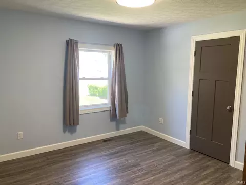 204 E Main St, Fowler, IN 47944 photo 9
