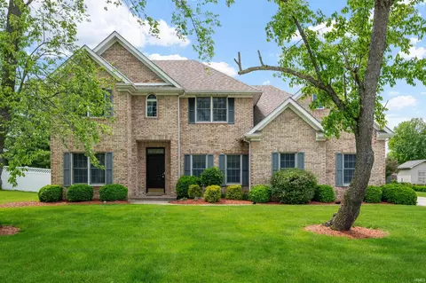 509 Greenland Ln, Yorktown, IN 47396