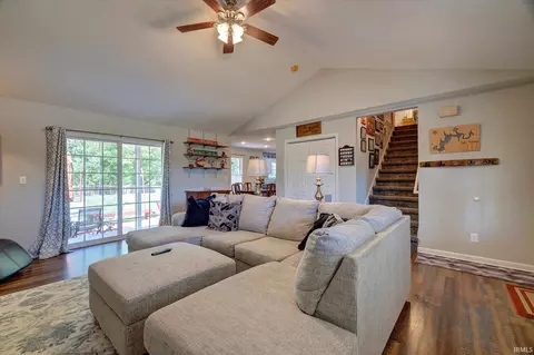1177 E Marigold Dr, Bloomington, IN 47401 photo 4