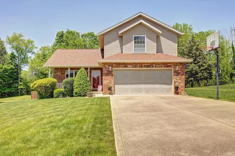 1177 E Marigold Dr, Bloomington, IN 47401 photo 1