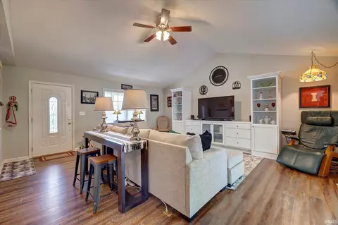 1177 E Marigold Dr, Bloomington, IN 47401 photo 5