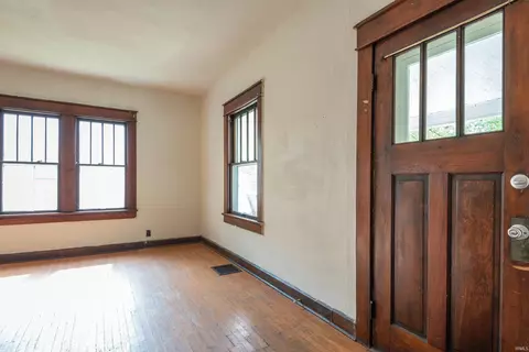 115 E 12th St, Bloomington, IN 47408 photo 7