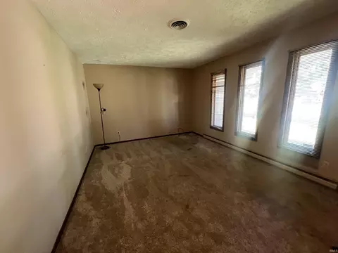 3613 Robin Dr, Kokomo, IN 46902 photo 12