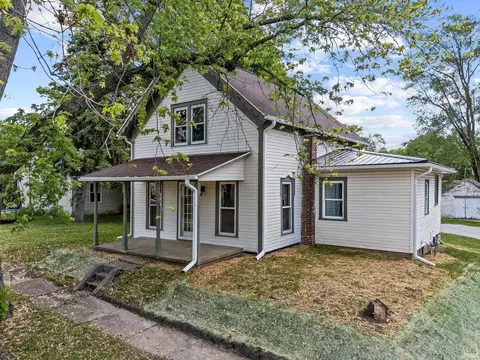 203 Graceland Ave, Claypool, IN 46510