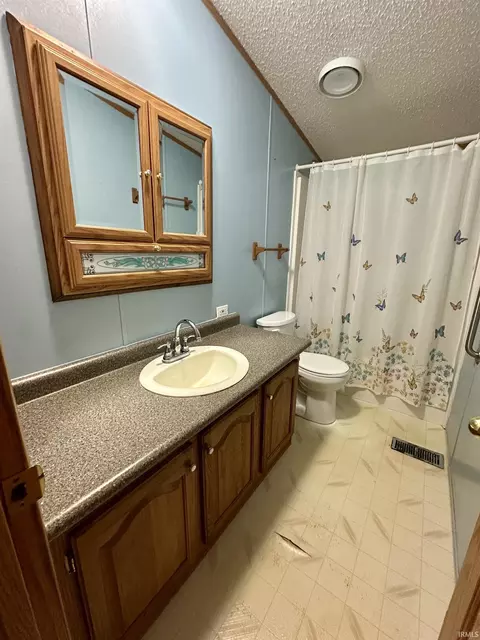 702 S Third St, Flora, IN 46929 photo 19