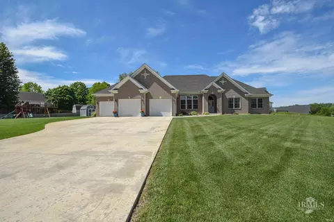 805 W Barouche, Pendleton, IN 46064 photo 35