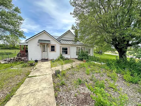 977 N Union Rd, Frankfort, IN 46041