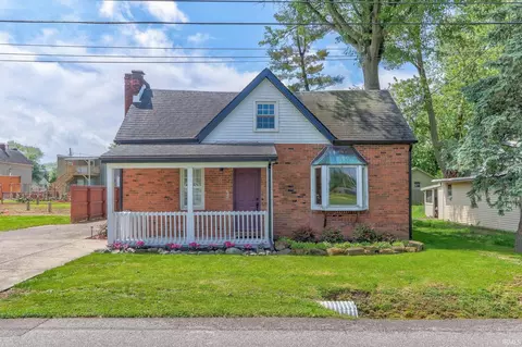 120 W Williams St, Chandler, IN 47610