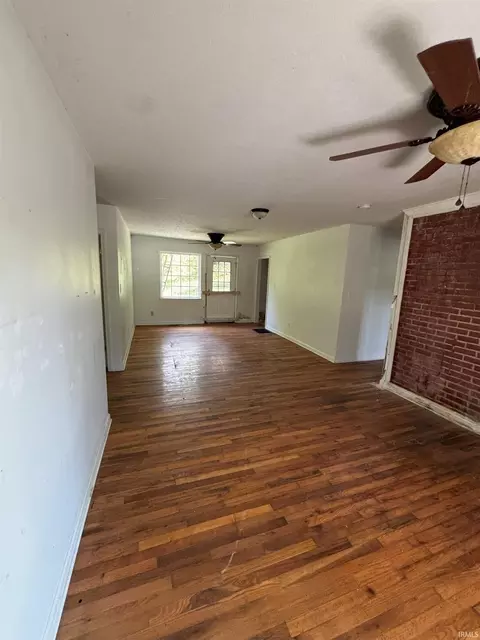 Living - 1199 Bryantsville Rd, Mitchell, IN 47446 photo 5 of 5