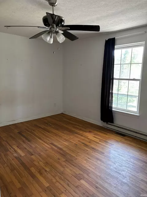 Bedroom - 1199 Bryantsville Rd, Mitchell, IN 47446 photo 1 of 8