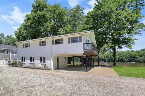 5016 Old Henderson Rd, Evansville, IN 47712