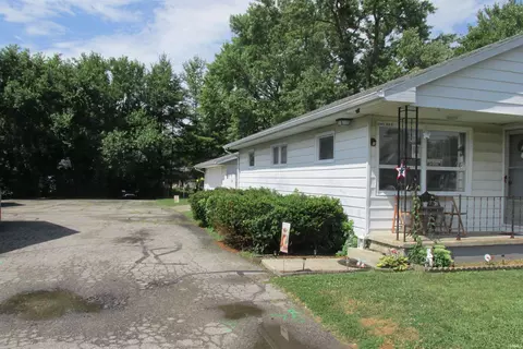 1908 E 18th St, Muncie, IN 47302 photo 2