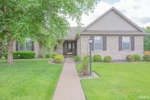 9115 Valley View Dr, Evansville, IN 47711