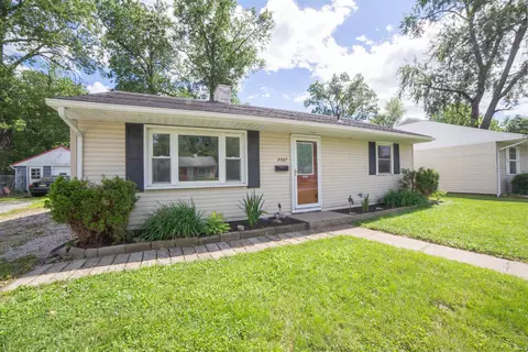 2067 Waggoner Ave, Evansville, IN 47714