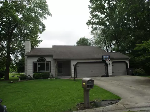 22715 Fair Oaks Ct, Elkhart, IN 46514