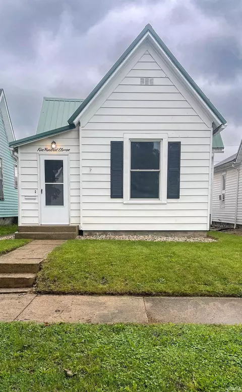 Exterior - 511 E 3rd Street St, Peru, IN 46970 photo 3 of 3