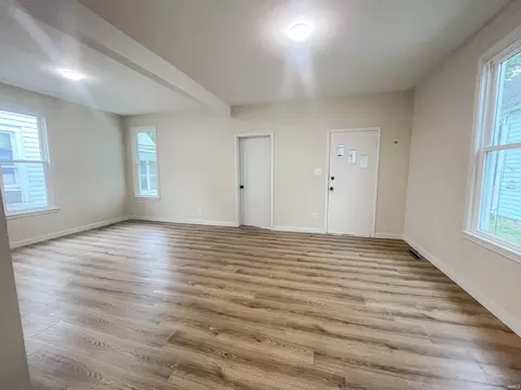 Living - 511 E 3rd Street St, Peru, IN 46970 photo 1 of 1