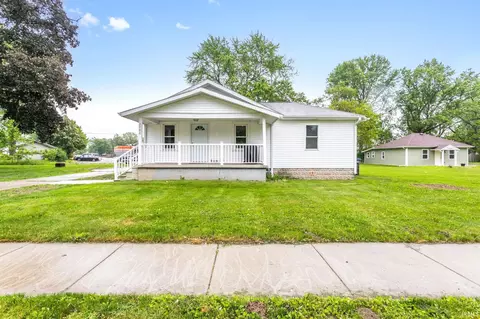 2766 Garden Blvd, Elkhart, IN 46517