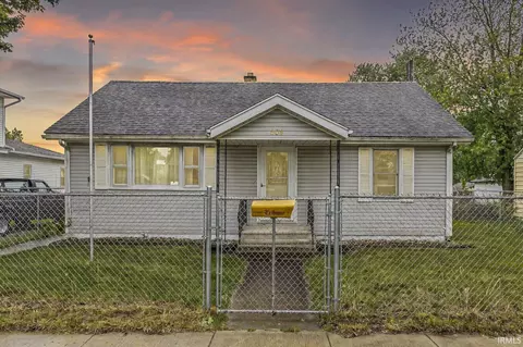 404 W Maple Ave, North Liberty, IN 46554