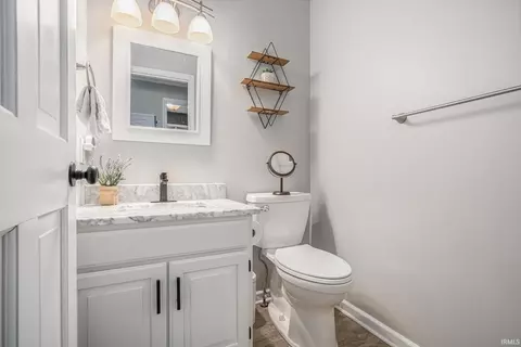 51695 Fox Pointe Ln, Granger, IN 46530 photo 11