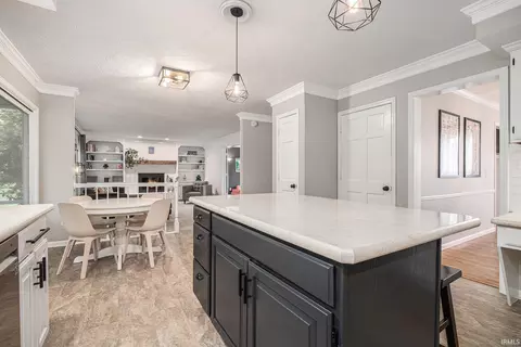 51695 Fox Pointe Ln, Granger, IN 46530 photo 9