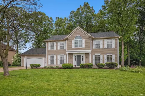 51695 Fox Pointe Ln, Granger, IN 46530 photo 1