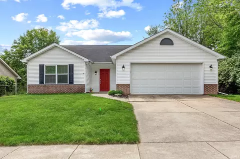 2831 Grackle Ln, West Lafayette, IN 47906