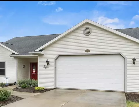 707 Hope Dr, Fremont, IN 46737