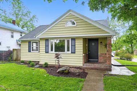 408 Burns Blvd, Fort Wayne, IN 46807