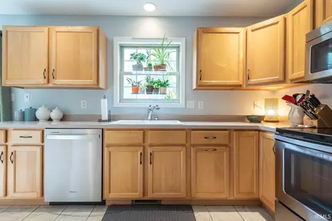 Kitchen - 3308 S Daniel Ct, Bloomington, IN 47401 photo 1 of 3