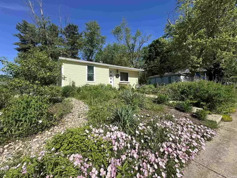 Exterior - 803 N Maple St, Bloomington, IN 47404 photo 3 of 11