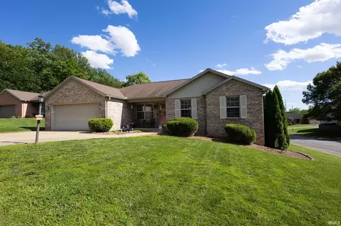 4710 Cottonwood Ct, Evansville, IN 47712