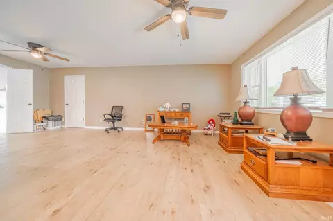 Living - 423 E 13th St, Fairmount, IN 46928 photo 1 of 1