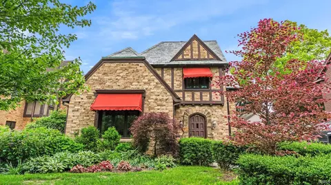 1914 Kensington Blvd, Fort Wayne, IN 46805