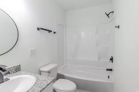 Bath - 4280 S 1170 E, Lagrange, IN 46761 photo 1 of 1