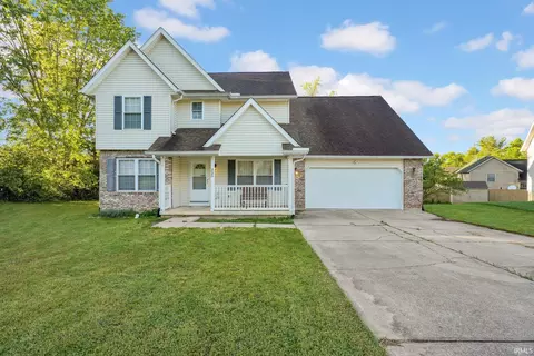325 W Persimmon Ct, Bloomington, IN 47403