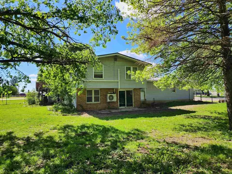 524 W Buckeye St, Berne, IN 46711 photo 20