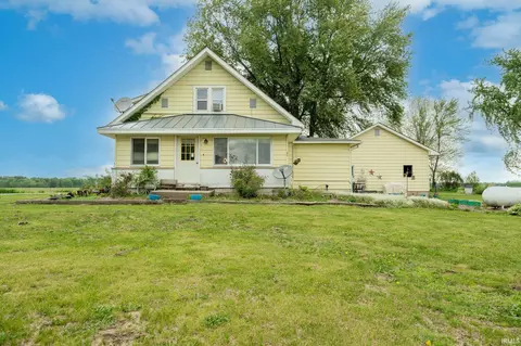 5026 N 450 W, Royal Center, IN 46978