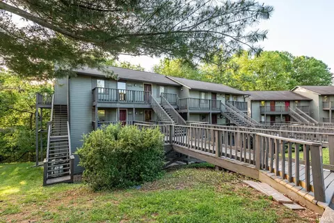9213 S Pointe Retreat Dr #28, Bloomington, IN 47401