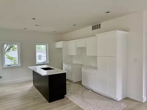 910 N Maple St, Bloomington, IN 47404 photo 6