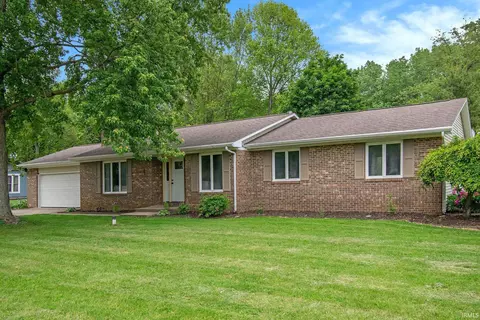 1453 Brookview Ave, Warsaw, IN 46580