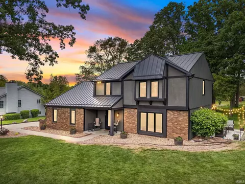 3830 E Oldfield Dr, Leesburg, IN 46538