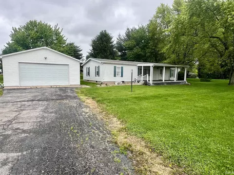 9424 E St Rd 26, Russiaville, IN 46979