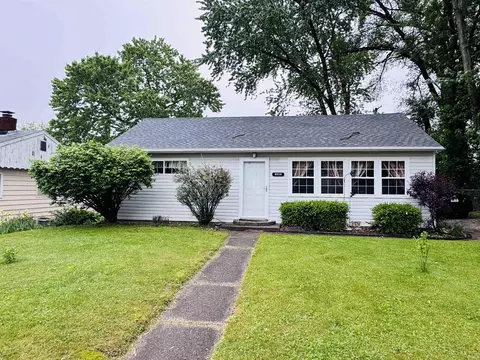 1005 Elm St, Plymouth, IN 46563