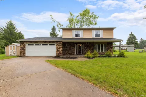 60 Janedale Dr, Fremont, IN 46737