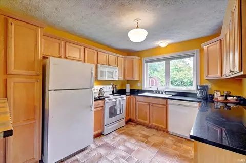 1005 E Maxwell Ln, Bloomington, IN 47401 photo 12